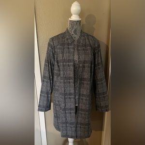 Professional mid thigh length suit jacket